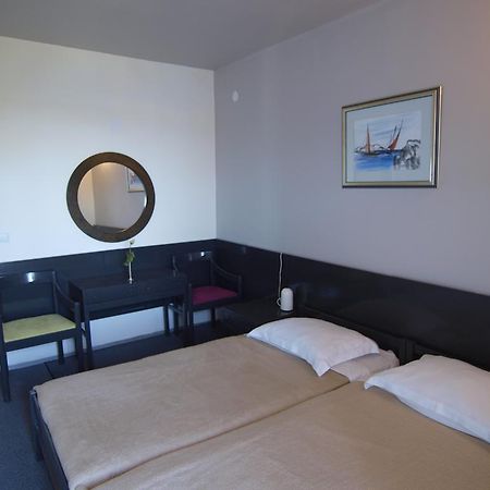 Villa Dalmacija Hvar Hotel Хвар Екстер'єр фото