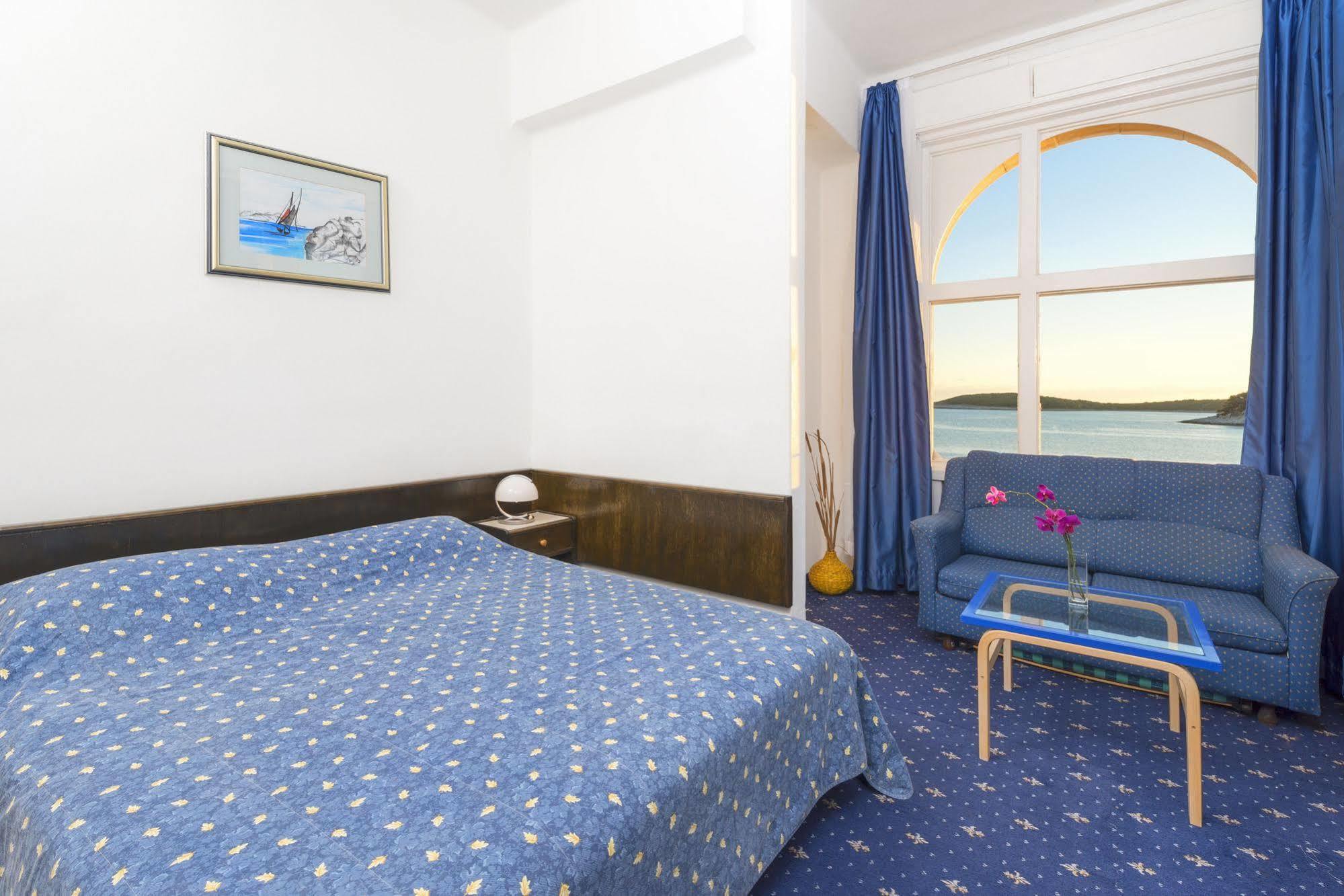 Villa Dalmacija Hvar Hotel Хвар Екстер'єр фото