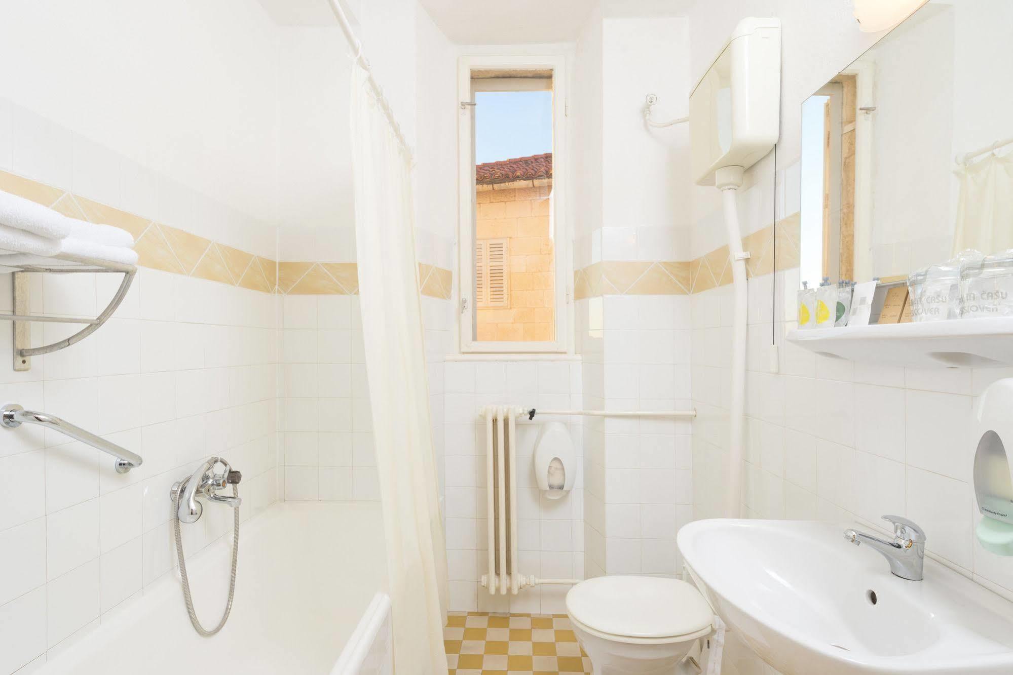 Villa Dalmacija Hvar Hotel Хвар Екстер'єр фото